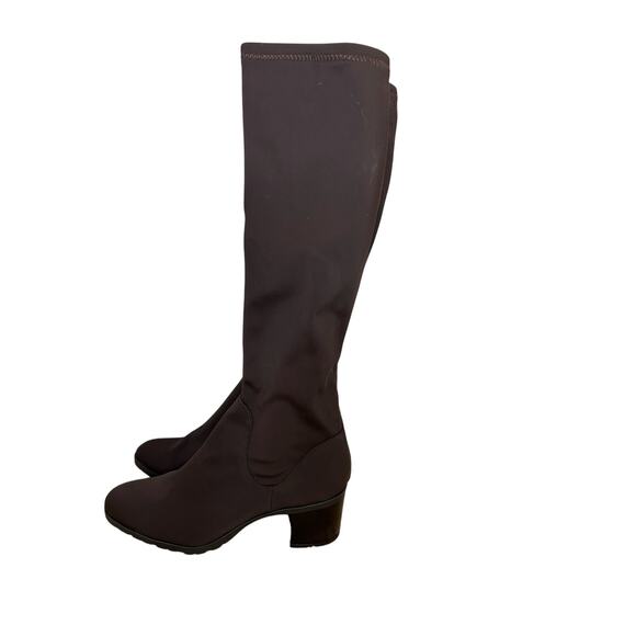 NEW DONALD J PLINER BROWN Crepe Elastic Dima-D Knee High Boots Sz. 9 M - Picture 2 of 6